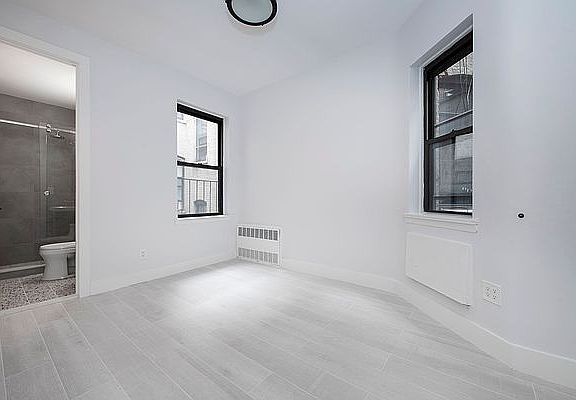 5th image of 309 E 91st St #2C