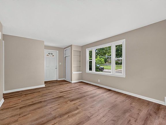 4th image of 3618 N 94th STREET