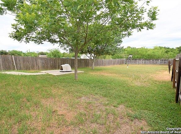 5th image of 6734 Walnut Valley Dr