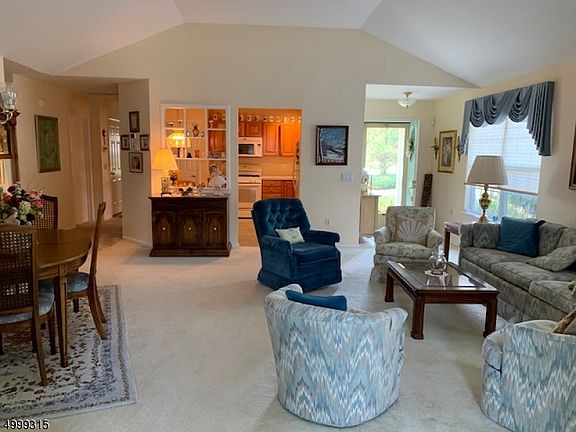 4th image of 2667 Rockport Ln