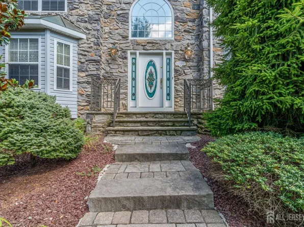35 Cannon Rd, Old Bridge, NJ 08857