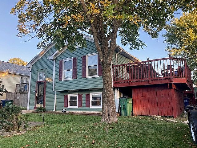 1st image of 889 Oxford Ave