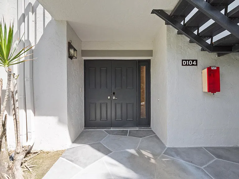 11355 Pond View Dr #D104 — Photo 25
