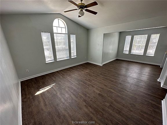 2nd image of 701D Balcones Dr #52