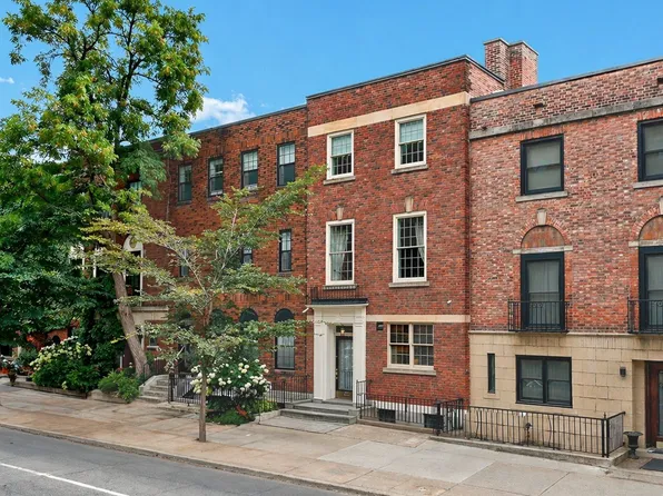 1524 Avenue Des Plns #O, Montreal, QC H3G 1B4