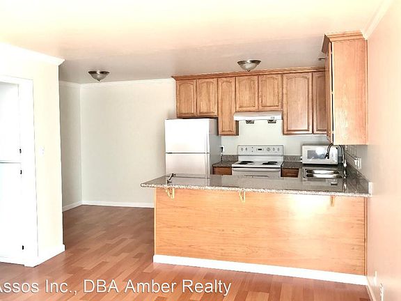 2nd image of 2463 Anna Dr #3
