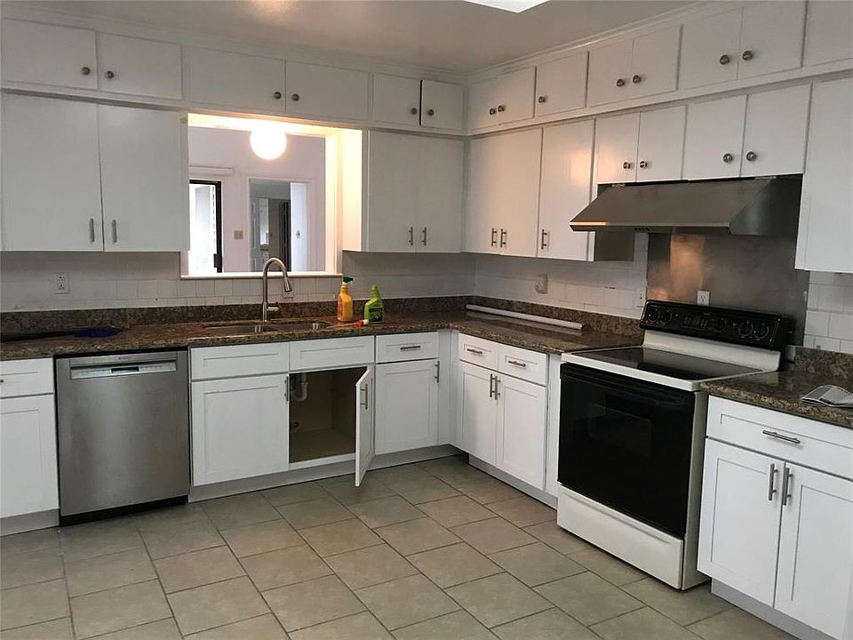 1st image of 4022 Grennoch Ln