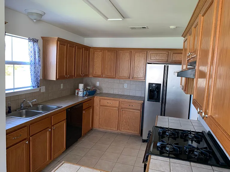 5282 Faulkner Dr — Photo 8