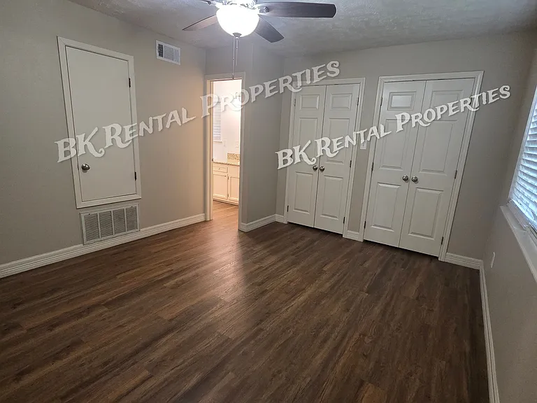 1438 Hayes Rd — Photo 4