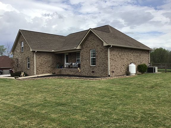 3rd image of 8960 New Chapel Rd