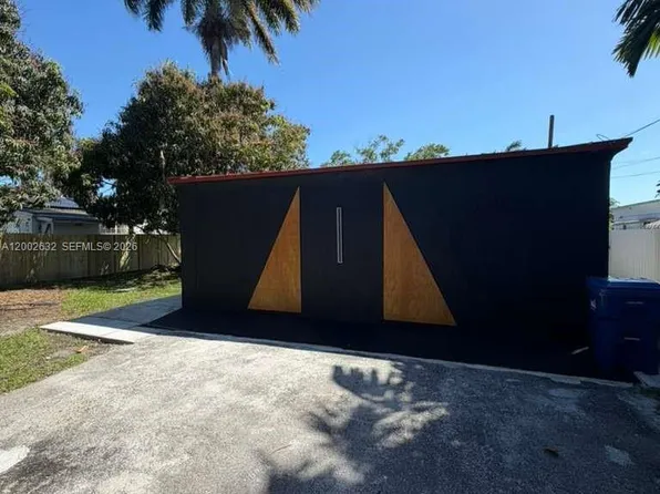 14240 S Biscayne River Rd, Miami, FL 33161