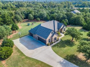 1239 NE 25th St, Blanchard, OK 73010