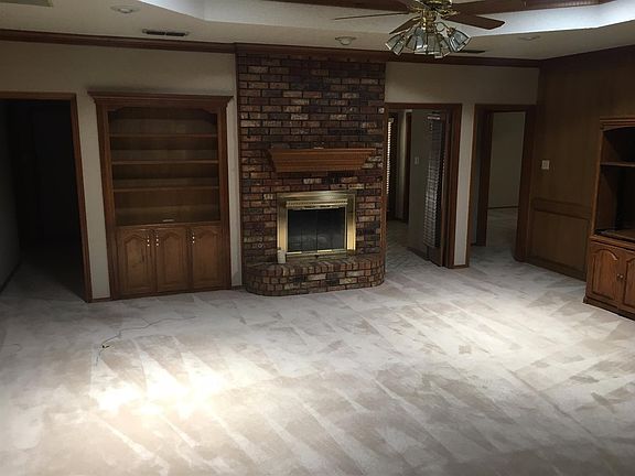3rd image of 8503 Quinton Ave