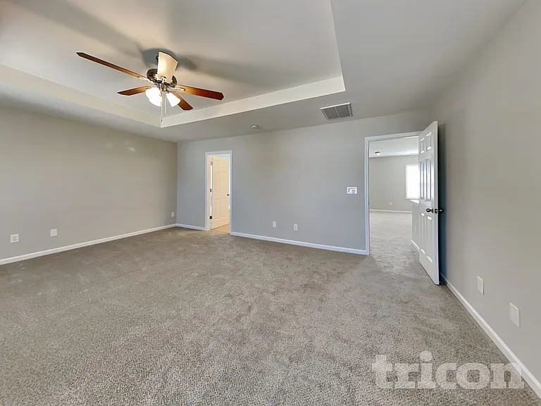 30 Rowan Dr — Photo 5