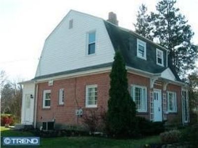 832 W Chester Park, West Chester, PA, 19382