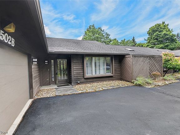 4th image of 3502 Somerset Dr Unit B