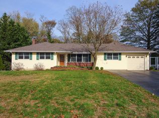 9 Lone Oak Rd, Middletown, NJ 07748