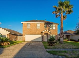 1114 Auburn View Ln, Fresno, TX 77545