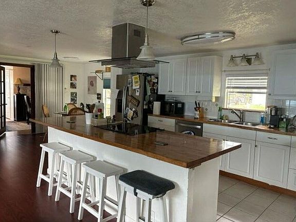 4th image of 1 Flores Way