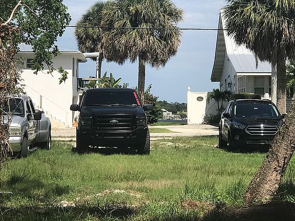 looking to the front 