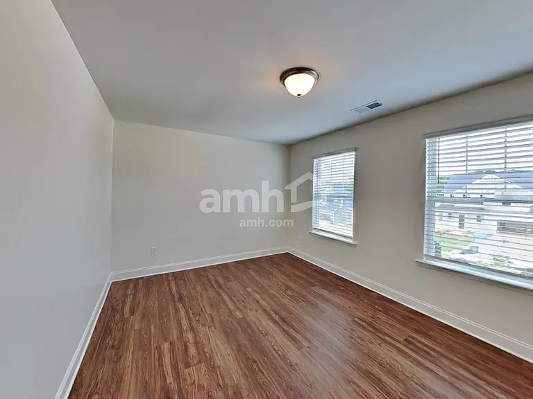 151 Hazel Park Dr — Photo 12