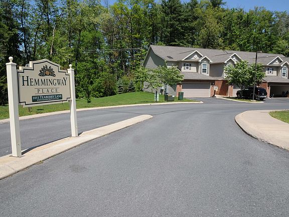 5th image of 1051 Teaberry Ln