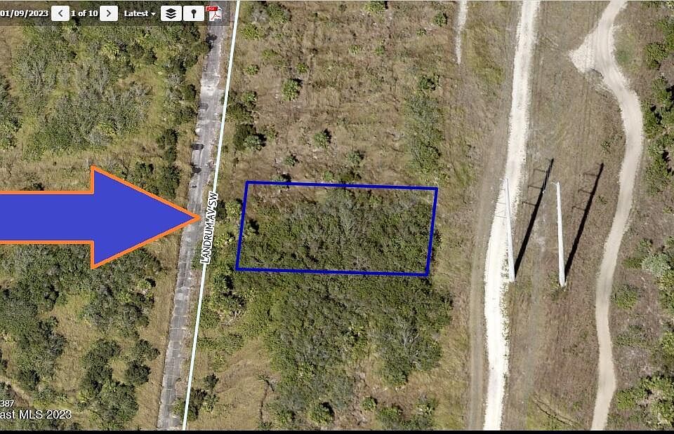 2nd image of 2333 Landrum Ave SW