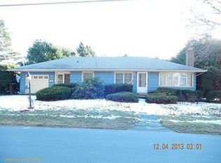 43 Montello St, Lewiston, ME 04240