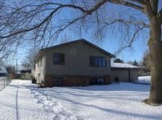 2109 Gunflint Trl N, Brooklyn Park, MN 55444