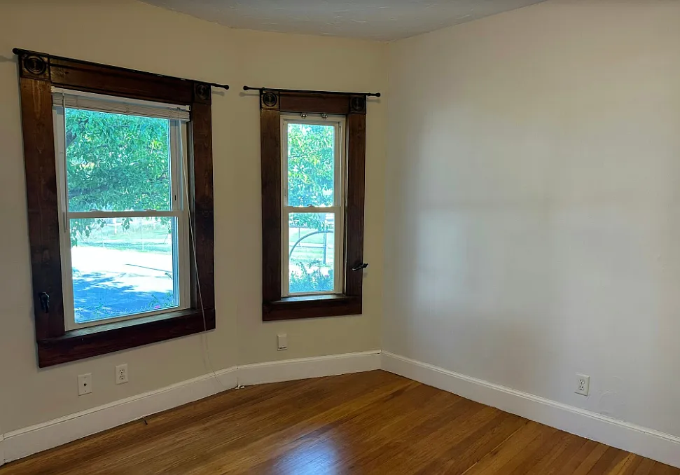 3 bed, $4,200 — Photo 4