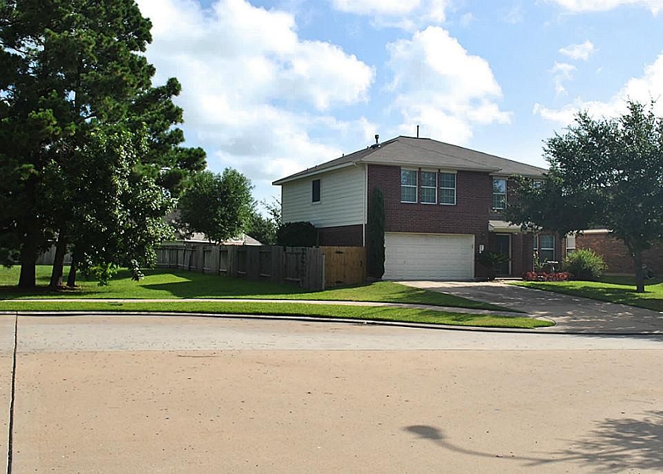 1st image of 18122 Rose Hill Park Ln