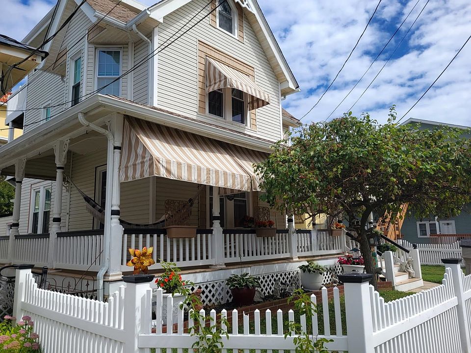 1st image of 113 W Walnut Ave