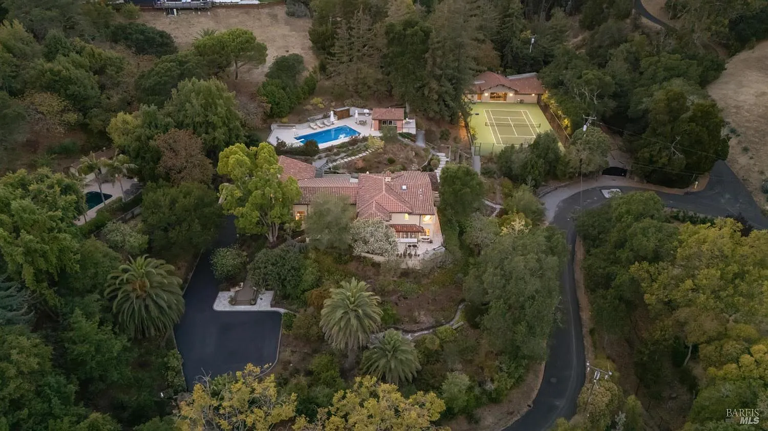 120 Fairway Drive photo 1