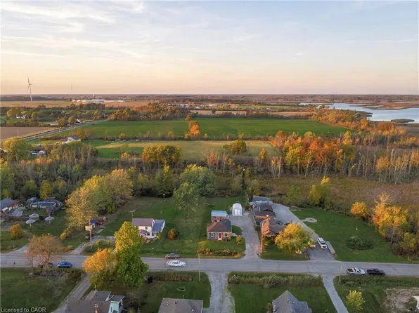 829 Port Maitland Rd, Haldimand County, ON N1A 2W6