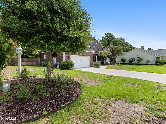 3rd image of 178 Emerald Ridge Drive