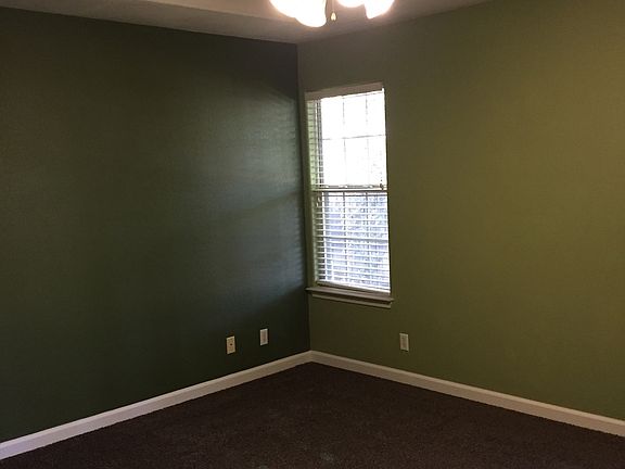 5th image of 1114 N Noyes Ct