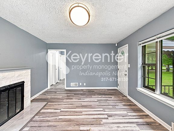 4th image of 4029 Forest Manor Ave