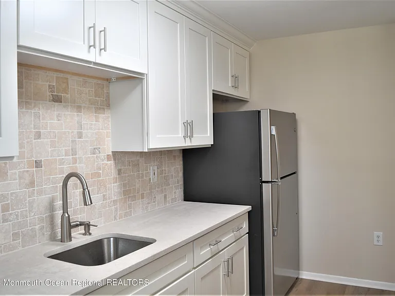 53 White St #B — Photo 6