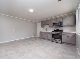 4013 W Forest Park Ave Floor 2, Gwynn Oak, MD 21207