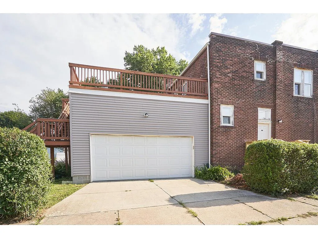 Building Photo - 1214 Beardsley St