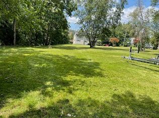 Everson Ave, Peckville, PA 18452