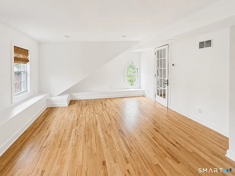 222 Sunnieholme Dr — Photo 10