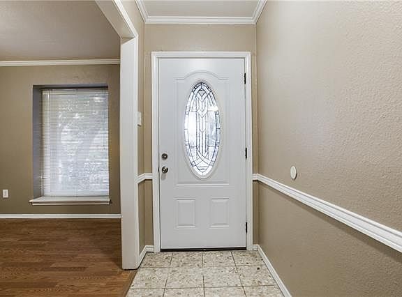 4th image of 604 Nancywood Ave