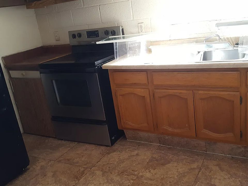 2nd image of 1407 N French St #1407