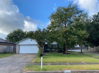 15223 Loma Paseo Dr, Houston, TX 77083