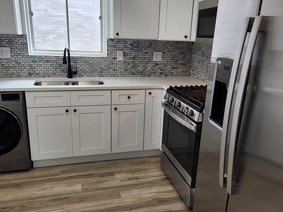 4th image of 220 S Oak Park Ave APT 5