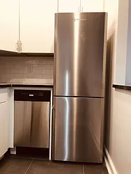 Rented by Metropolis Real Estate of Manhattan