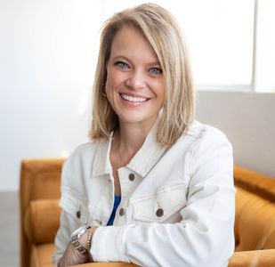 Mandy Jury