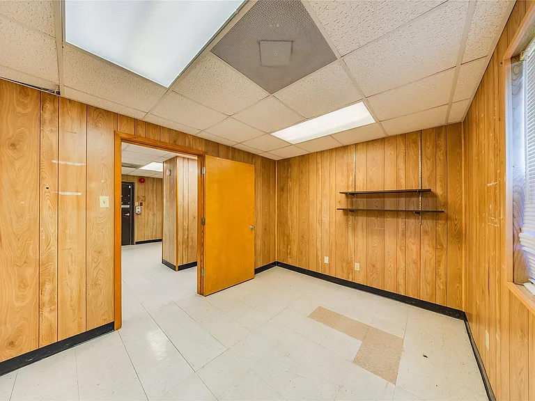4227 Old Chocolate Bayou Rd — Photo 37