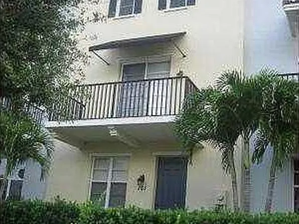 405 Schoolhouse Road, Jupiter, FL 33458